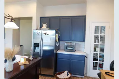10811 Lava Bed Lane, Stockton, CA 95209 - Photo 8