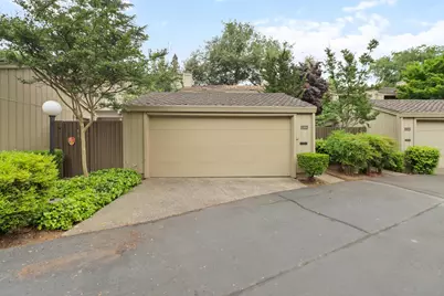 2304 American River Drive, Sacramento, CA 95825 - Photo 34