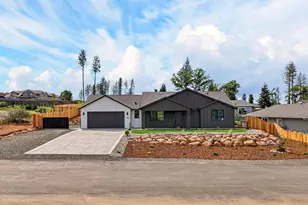 1876 Norwood Dr, Paradise, CA 95969 - Photo 4