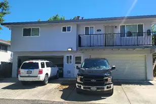 4702 Greenholme Dr, Sacramento, CA 95842 - Photo 4