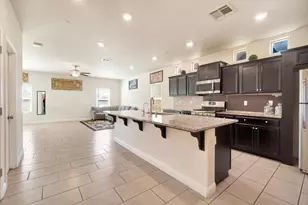 5952 E Truman, Fresno, CA 93727 - Photo 8