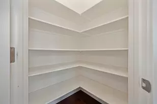 3613 Crocker Dr, Sacramento, CA 95818 - Photo 26