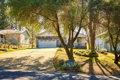 19930 Pleasantview Drive, Groveland, CA 95321 - Photo 1