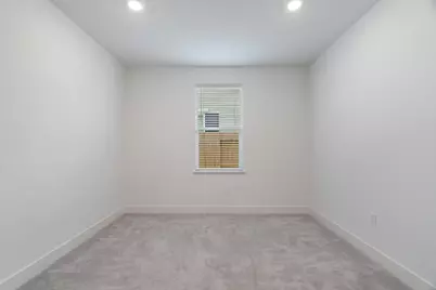 8333 Kyler Road, Elk Grove, CA 95757 - Photo 24