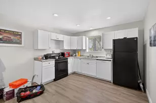 402 Colin Kelly Dr, Roseville, CA 95747 - Photo 32