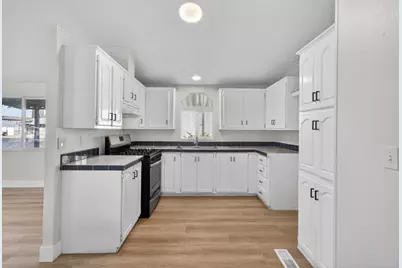 402 Colin Kelly Drive, Roseville, CA 95747 - Photo 12