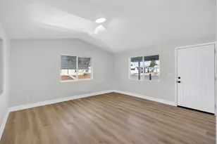 402 Colin Kelly Dr, Roseville, CA 95747 - Photo 8