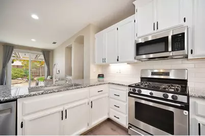 5001 Brabant Way, Elk Grove, CA 95757 - Photo 18