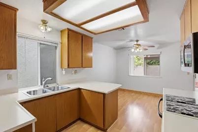 7317 Sunleaf Lane, Sacramento, CA 95828 - Photo 12