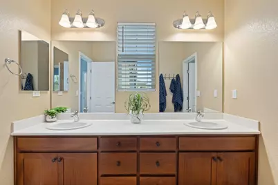 527 W Questa Trail, Mountain House, CA 95391 - Photo 40