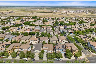 527 W Questa Trail, Mountain House, CA 95391 - Photo 64