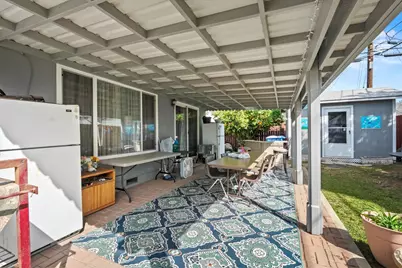 4921 McGlashan St, Sacramento, CA 95820 - Photo 24