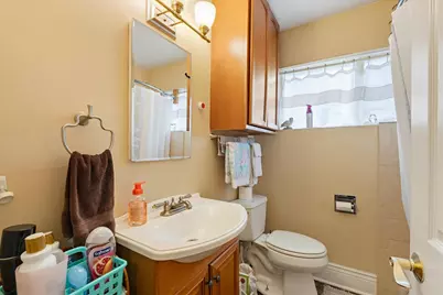 4921 McGlashan St, Sacramento, CA 95820 - Photo 14