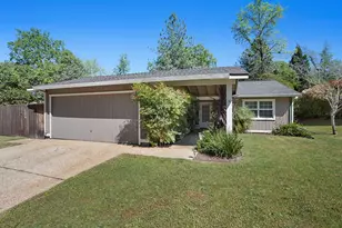 1038 Mikkelsen Dr, Auburn, CA 95603 - Photo 2