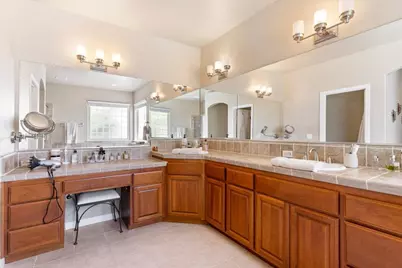 3400 Benedix Way, Elk Grove, CA 95758 - Photo 38