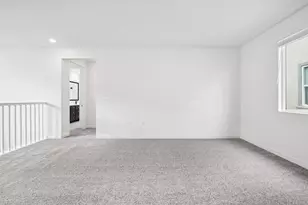 4033 Salamander, Roseville, CA 95747 - Photo 16