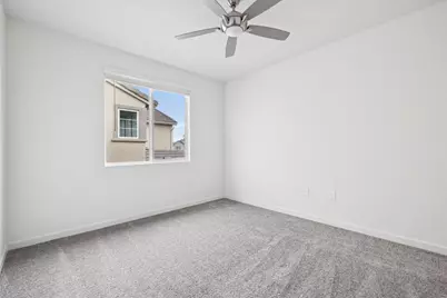 4033 Salamander, Roseville, CA 95747 - Photo 36