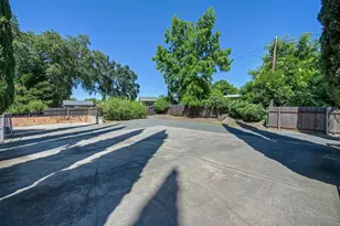 8601 Central Ave, Orangevale, CA 95662 - Photo 36