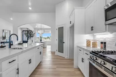 21035 Forest Glen Road, Madera, CA 93638 - Photo 16