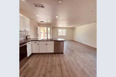 2990 Martin Luther King Jr Boulevard, Fresno, CA 93706 - Photo 2