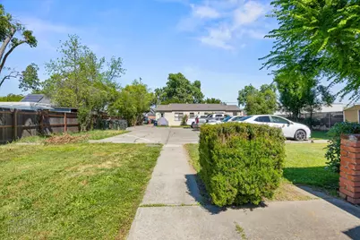 3100 29th Avenue, Sacramento, CA 95820 - Photo 28