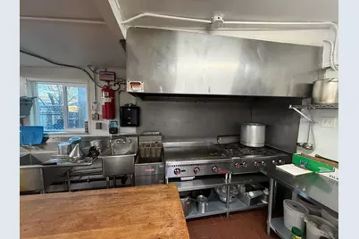 224 E St, Waterford, CA 95386 - Photo 10