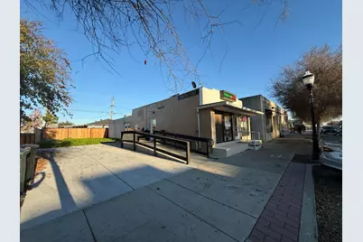 224 E St, Waterford, CA 95386 - Photo 1