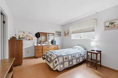 8015 Center Parkway, Sacramento, CA 95823 - Photo 20