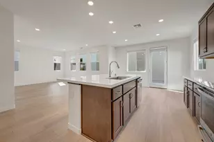 14545 Southpointe Dr, Folsom, CA 95630 - Photo 4