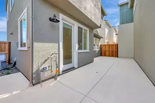 14545 Southpointe Dr, Folsom, CA 95630 - Photo 46