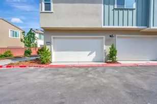 14545 Southpointe Dr, Folsom, CA 95630 - Photo 48