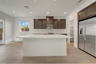 14545 Southpointe Drive #83, Folsom, CA 95630 - Photo 2
