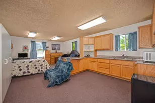 10813 Stone Rd, Oakdale, CA 95361 - Photo 32