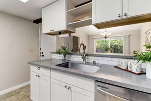 2317 E 8th St, Davis, CA 95618 - Photo 22