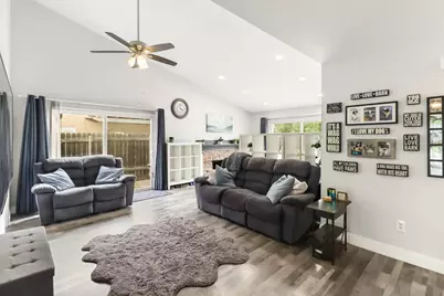 1380 Pebblewood Drive, Sacramento, CA 95833 - Photo 4