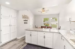 1380 Pebblewood Dr, Sacramento, CA 95833 - Photo 10