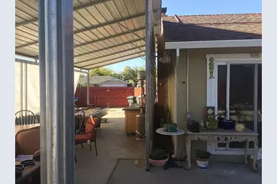 6649 Steiner Drive, Sacramento, CA 95823 - Photo 14