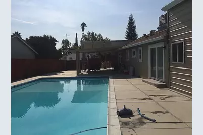 6649 Steiner Drive, Sacramento, CA 95823 - Photo 12