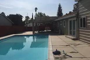 6649 Steiner Dr, Sacramento, CA 95823 - Photo 12