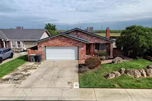 6521 Narcisco Way, Hughson, CA 95326 - Photo 1