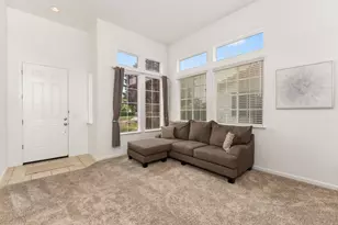 2339 Canary Dr, Rocklin, CA 95765 - Photo 10
