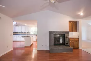 7761 Roberts River Way, Sacramento, CA 95831 - Photo 8