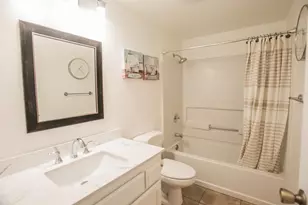 7761 Roberts River Way, Sacramento, CA 95831 - Photo 14