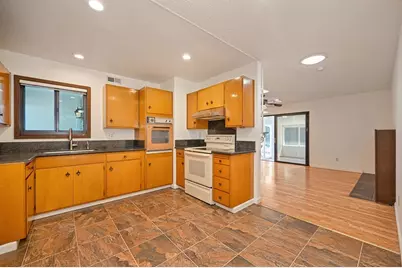 3721 Thornhill Drive, Sacramento, CA 95826 - Photo 12
