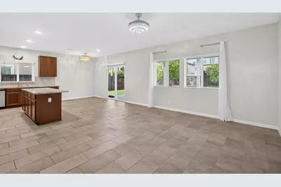 4089 Solaire Drive, Roseville, CA 95747 - Photo 10