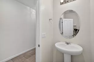 4089 Solaire Dr, Roseville, CA 95747 - Photo 8