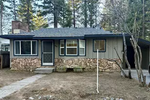 900 Patricia Ln, South Lake Tahoe, CA 96150 - Photo 2