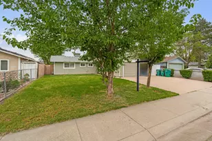 2027 Westmora Ave, Stockton, CA 95210 - Photo 2