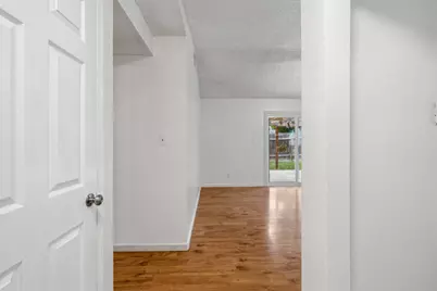 2027 Westmora Avenue, Stockton, CA 95210 - Photo 4