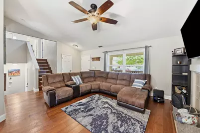 2010 Mineral Springs Drive, Roseville, CA 95747 - Photo 8